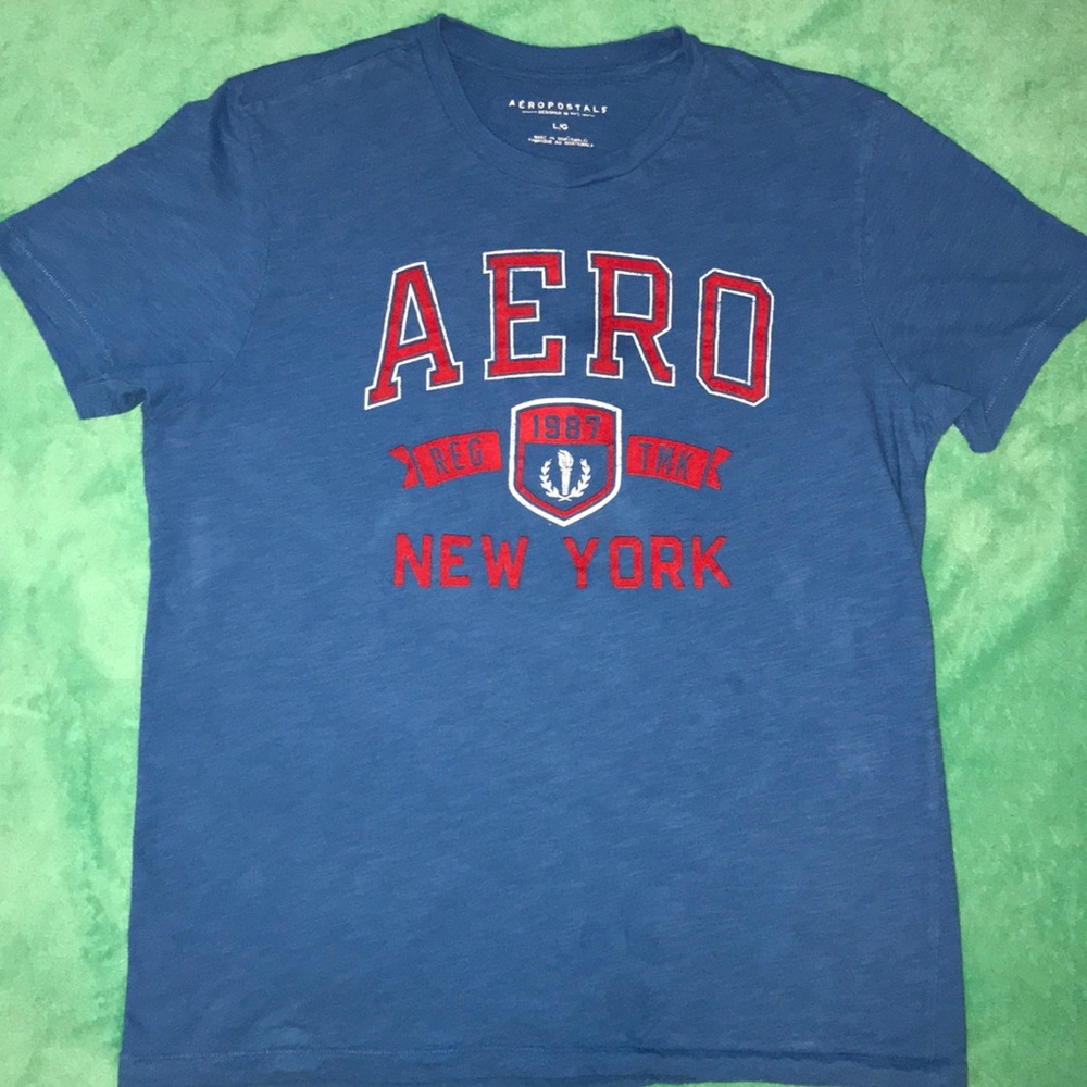 ⭐3/$10⭐AERO Graphic Tee